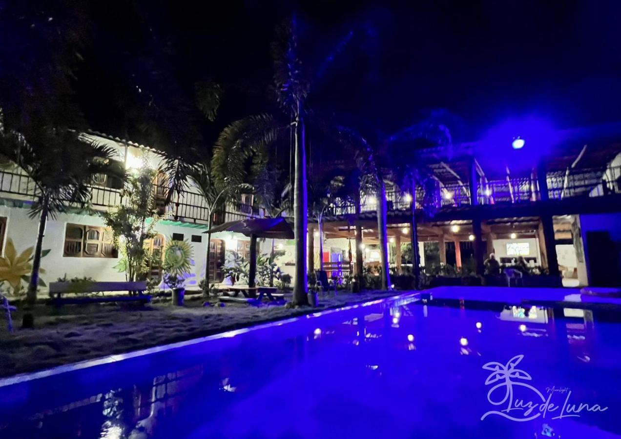Hostal Luz De Luna 帕洛米诺 外观 照片