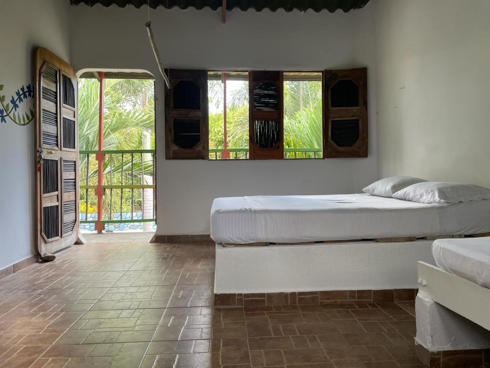 Hostal Luz De Luna 帕洛米诺 外观 照片