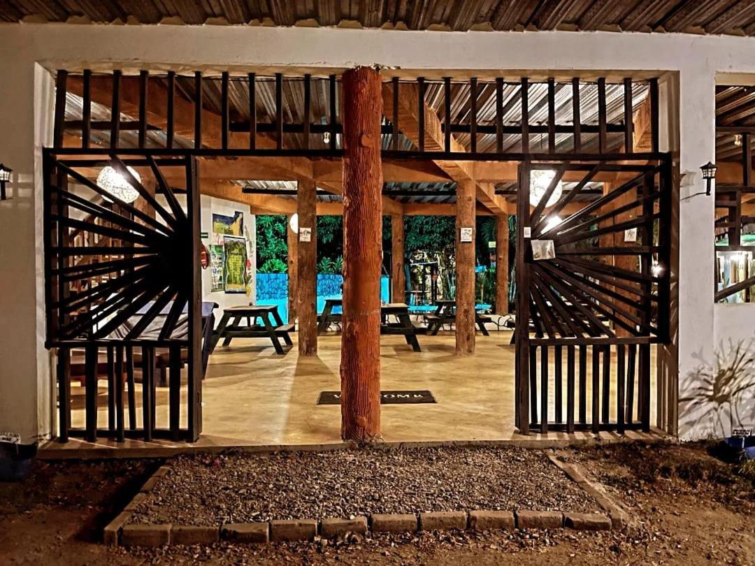 Hostal Luz De Luna 帕洛米诺 外观 照片